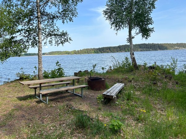 Eldstad vid parkering, Bonavik - Bild 1