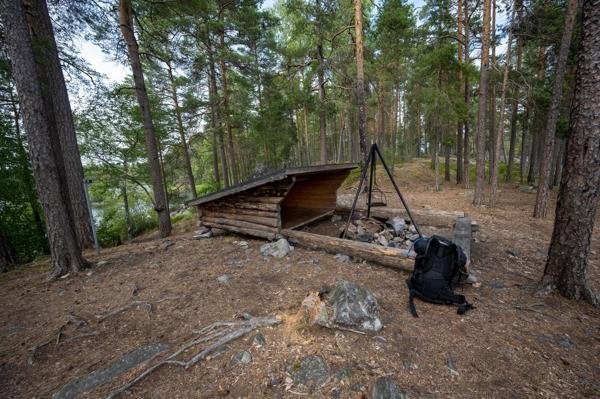 Glaskogen 8b vindskydd - Bild 1