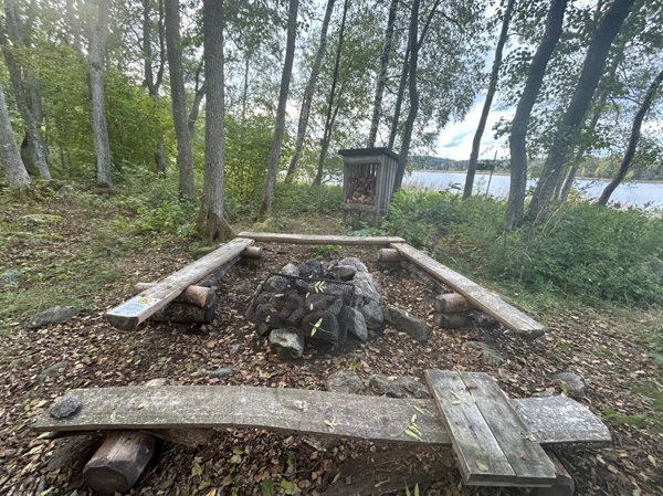 Grillplats 3 Upplands Väsby - Bild 1