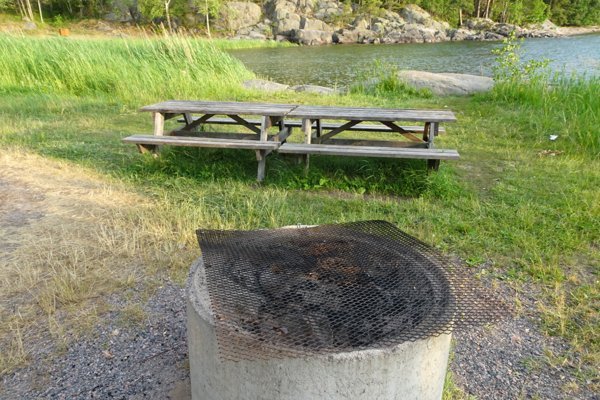 Grillplats vid badstrand - Bild 1