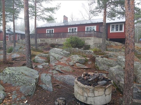 Hamptjärnsstugan nersidan - Huvudbild
