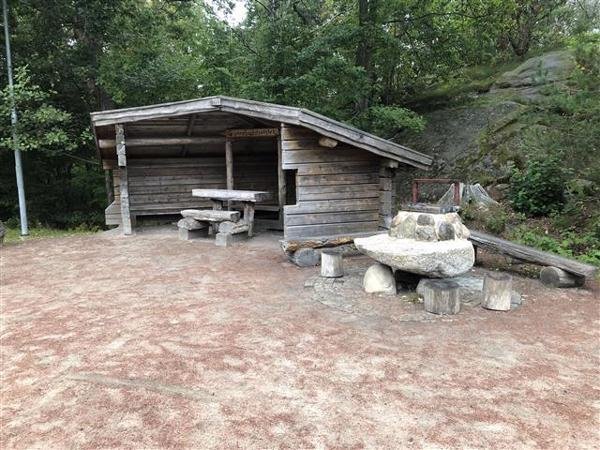 Herkulesgårdens grillplats - Bild 1