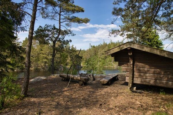 Holmevatten, Svartedalen  Vindskydd - Huvudbild