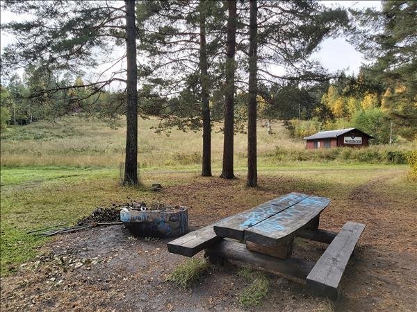 Paradisbacken vid parkeringen - Huvudbild