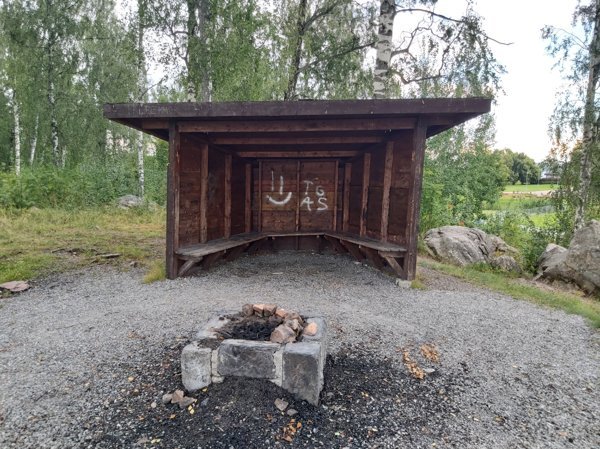Simbadets vindskydd - Bild 1