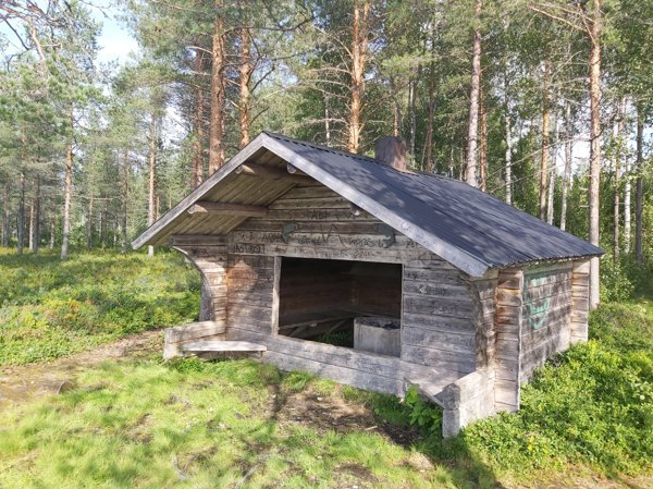 Skravelsjötjärnens vindskydd - Huvudbild