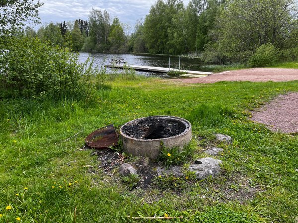 Tjärnsjöns badplats - Bild 1