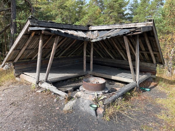 Två stockar Vindskydd - Bild 2